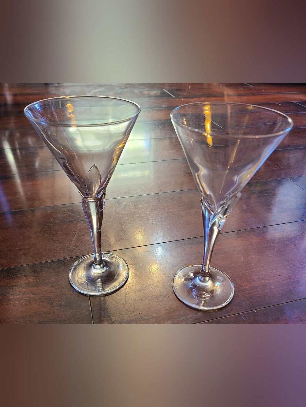 Vtg Hand Blown Art Glass Martini Glasses Flared Petal Stem Cocktail Set of 2 MCM